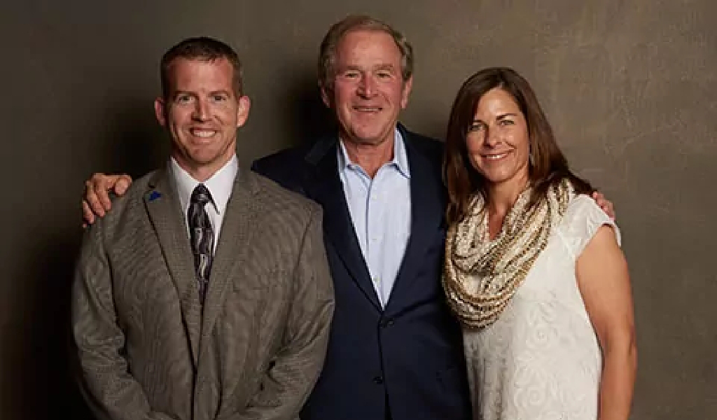 Xact Warehouse Solutions with George W. Bush.